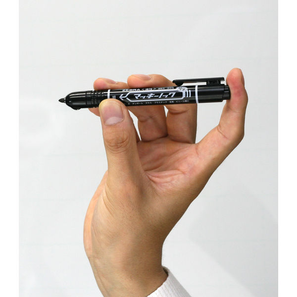 ゼブラ マッキーノック細字 赤 油性ペン P-YYSS6-R 1箱（10本入
