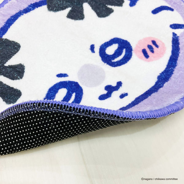ちいかわ　クッション　足元マット　　モモンガ Amazon｜MORIPiLO 玄関マット 室内用 ちいかわ モモンガ ちい