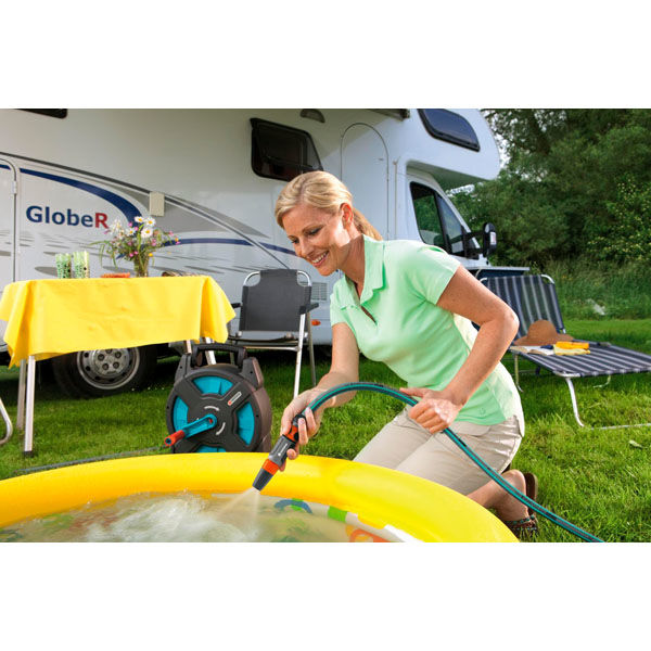 コ*チ様 GARDENA RollUp S 15m ホースリール Amazon | GARDENA(ガルデナ) スパイク式 自動巻取りホース