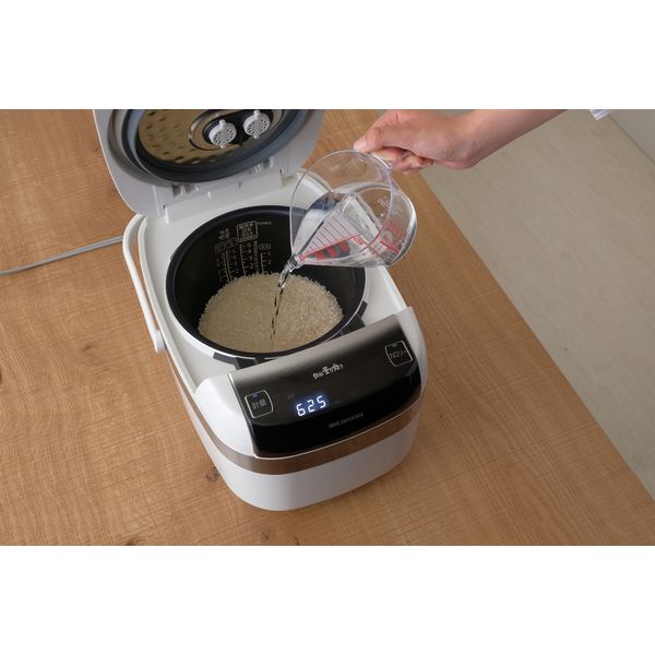 アイリスオーヤマ 米屋の旨み 銘柄量り炊き 圧力IHジャー炊飯器5.5合（分離なし） RC-PC50-W 1台（直送品）