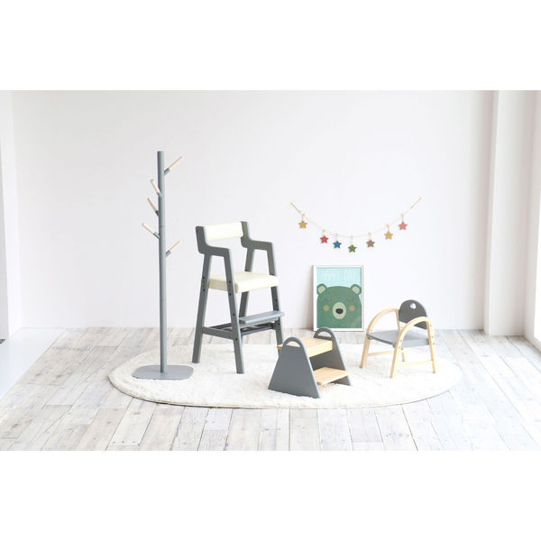 ライトグレー アームチェア スタッズ付き 東谷 / アームチェア (ライトグレー) (W60×D52.5×H80×SH47) (送料無料