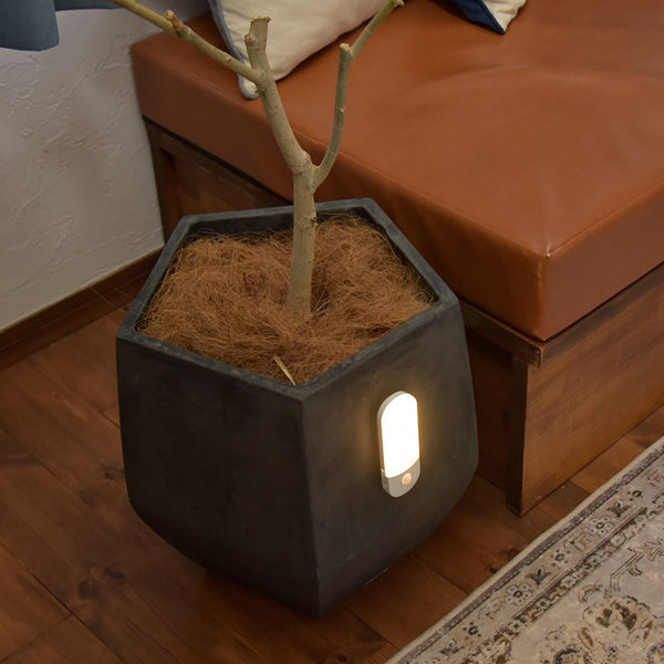 大河商事 充電式LEDセンサーライト 常夜灯 懐中電灯 軽量 フック