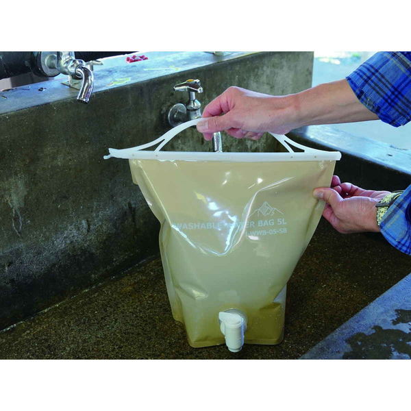 岩谷マテリアル ウォータータンク 5L 折りたたみ ウォッシャブル
