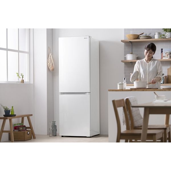 設置込】アイリスオーヤマ 冷凍冷蔵庫 299L IRSN-30A-W 1台 設置込】アイリスオーヤマ 冷凍冷蔵庫 299L IRSN-30A-W 1台