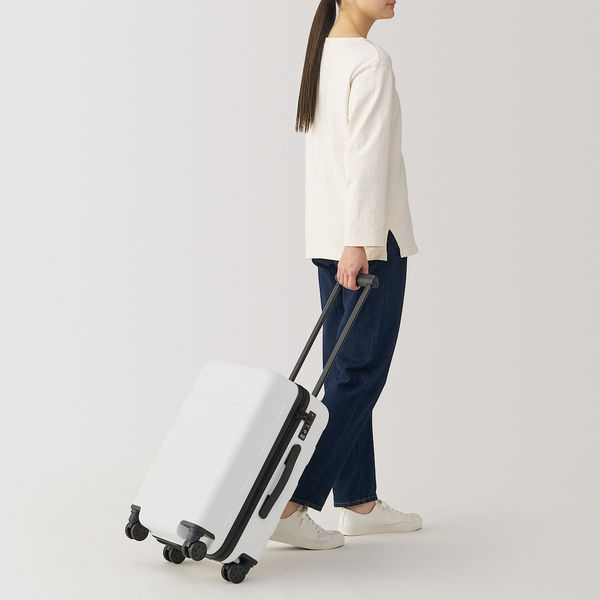 カギ無　無印良品　キャリーケース　スーツケース　36L　ホワイト　スーツケース アルミハードキャリーケース34リットル | 無印良品