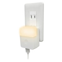 トップランド 充電式LEDライト付き USBアダプタ 2個口 3段階調光 停電時自動点灯 CHAC24L-WT 1個