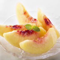 アデリー 【お中元】岡山の桃[8玉] AF-OM8 1箱（直送品）