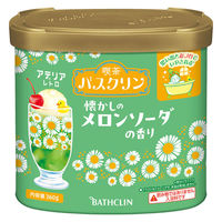 喫茶バスクリン 懐かしのメロンソーダの香り アデリアレトロコラボデザイン 360g 1個 お湯の色 緑色系（透明タイプ） アース製薬