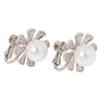 パール×フラワーイヤリング シルバー LAKOLE/ラコレ