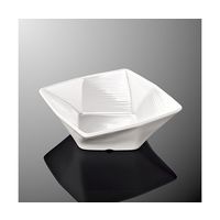 国際化工 14cmひねり角鉢 ホワイトC E 251-IWC 1個 64-7772-03（直送品）