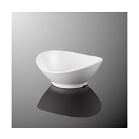 国際化工 うねり小鉢 ホワイトC E 165-IWC 1個 64-7771-32（直送品）