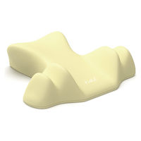 ニーズ Cellsh(セルシュ) 肩ストレッチクッション 1-00381-001 1個（直送品）