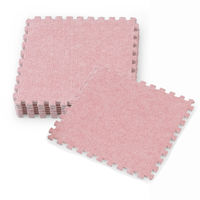 アイリスオーヤマ ジョイントマット カーペット 32×32×厚み0.6cm ピンク JTM-32（CPT) 1セット(9枚入)