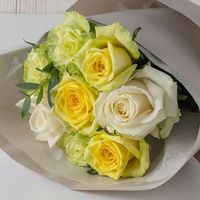 アデリー ホシファーム　フリルブーケホワイトイエローグリーン８本・フィナンシェ＆ティー７個 FMX-28B 1箱（直送品）