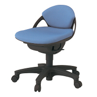 【設置込】イトーキ プレーゴチェア スーパーローバック 足掛付 肘なし キャスター脚 座面回転 オフブラックT/ソフトブルー KZ-493DL-T2 （直送品）