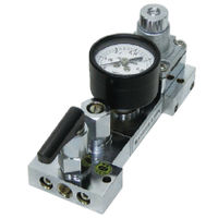 ユタカ 計測機器 ステンレス製配管用小型角型圧力調整器（ニードル弁付）