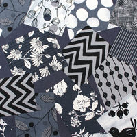 Modern Field モダンフィールド 綿麻プリント パッチワーク風 プリント生地 ネイビー 巾約108cm×8mカット IBK9920（直送品）