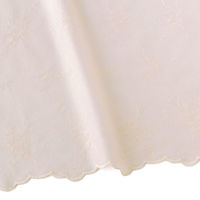 綿ローン 両耳スカラップ刺しゅう生地 巾約100cm×4m切売カット B ナチュラル TM8804-B TM8804-B-4M（直送品）