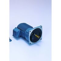 シグマー技研 シグマー 高効率IE3、平行軸三相750Wフランジ取付形ギアモーター 減速比1/200 TMF2-08E-200 1台（直送品）