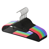 カワタキコーポレーション 洗濯にも使えるすべりにくいハンガーIII 10本組 1セット（3個）