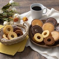 アデリー 2024【御歳暮】のし付き 森の庭 ご挨拶セット 32個 MRGS-32 1箱（直送品）