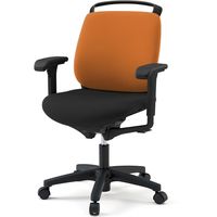 【設置込】イトーキ トルテRチェア 再生布張 ローバック アジャスタブル肘付 ハンガー付 ウレタンキャスター オレンジ×ブラック×ブラック 1脚（直送品）