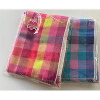 チェック柄のガーゼ地バスタオル(袋入り)/FOR YOUのシール付き/色はお任せ 281050-foryou-50 1箱(50個入)（直送品）