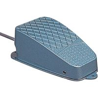 国際電業 フットスイッチ 防水タイプ SF-1W 1個 688-7283（直送品）