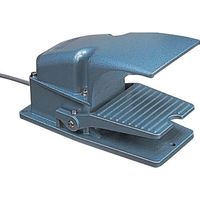 国際電業 フットスイッチ 防水タイプ SFM-1W 1個 688-7290（直送品）