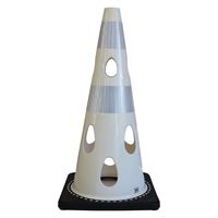 カーボーイ 穴あきコーン 反射ホワイト CHRK-700WH ホワイト 1本（直送品）