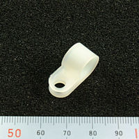 Y.Y. CABLE ACCESSORIES ケーブルクランプ UC2 1個（直送品）