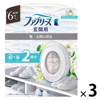 ファブリーズ 玄関用消臭芳香剤 ホワイトティー & リリー 7mL 1セット（1パック（本体+詰替1個）×3） P＆G
