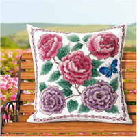 オノエ・メグミ 刺しゅうキットシリーズ 花咲く庭の小さな物語 オールドローズと蝶 6060 OLY-K6060 1組（直送品）