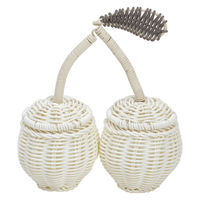 クレエ 小物入れ バスケット 幅20cm フルーツシェイプバスケット チェリー 収納ケース 洗える ふた付き 494377 1個（直送品）