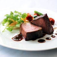 【簡易ギフト包装】　ブラッセリートモ　ホエー豚和風ロースト　8039032（直送品）