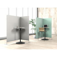 アスクル　マルチワーク　制菌・防炎クロススクリーン 幅800×奥行500×高さ1800mm　グリーン　1台 オリジナル