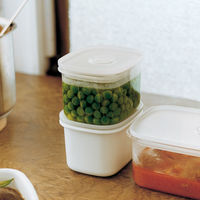 無印良品 フタをしたまま電子レンジで使える バルブ付き密閉保存容器 深型 小 約幅9.5×奥行12.5×高さ8cm 良品計画