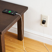 サンワサプライ 超小型USB充電器（1A出力・ブラック） ACA-IP32BKN 1個（直送品）