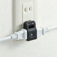 サンワサプライ スイングミニタップ ブラック 2P式 2個口 TAP-AC8BK 1個