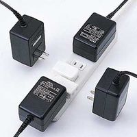 サンワサプライ スペースアダプタ たて型 TAP-AD13 1個（直送品）