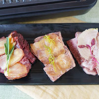 山晃食品 【お中元】黒毛和牛3種の野菜旨み感じる焼肉 7037190 1箱（直送品）