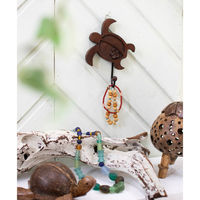 トモ・コーポレーション フック カービングフック 木製 ホヌ 425425 1個（直送品）