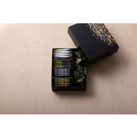 三越伊勢丹〈赤坂柿山〉柿山セレクト(24枚入り） 1箱　紙袋付