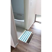 オカトー バスマット ふわモコバスマット 45×60cm ブルーボーダー 4905016009787 1個（直送品）