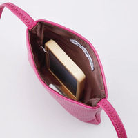 エルシオン キャティフェラーリ スマホポシェット 25-6374-431 1箱（直送品）