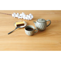 ワールド・クリエイト マグカップ 250ml ねじり 藍花 陶器 波佐見焼 よもぎ釉 427904 1個（直送品）