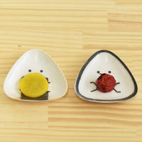 逸品社 小皿 ぎゅっとおにぎりさん のり 472652 1個（直送品）