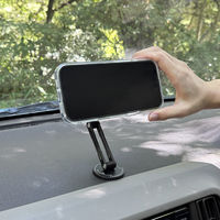 MagSafe対応 車載ホルダー ダッシュボード用 粘着固定 ロングアーム Aタイプ ブラック  MagSafe非対応機種・ケースも使える（直送品）