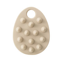 マペペ　リラクシングスカルプケアブラシ