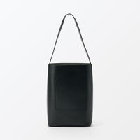 無印良品 ヌメ革 ワンショルダーバッグ 黒 タテ３３×ヨコ２３×マチ１０ｃｍ 良品計画